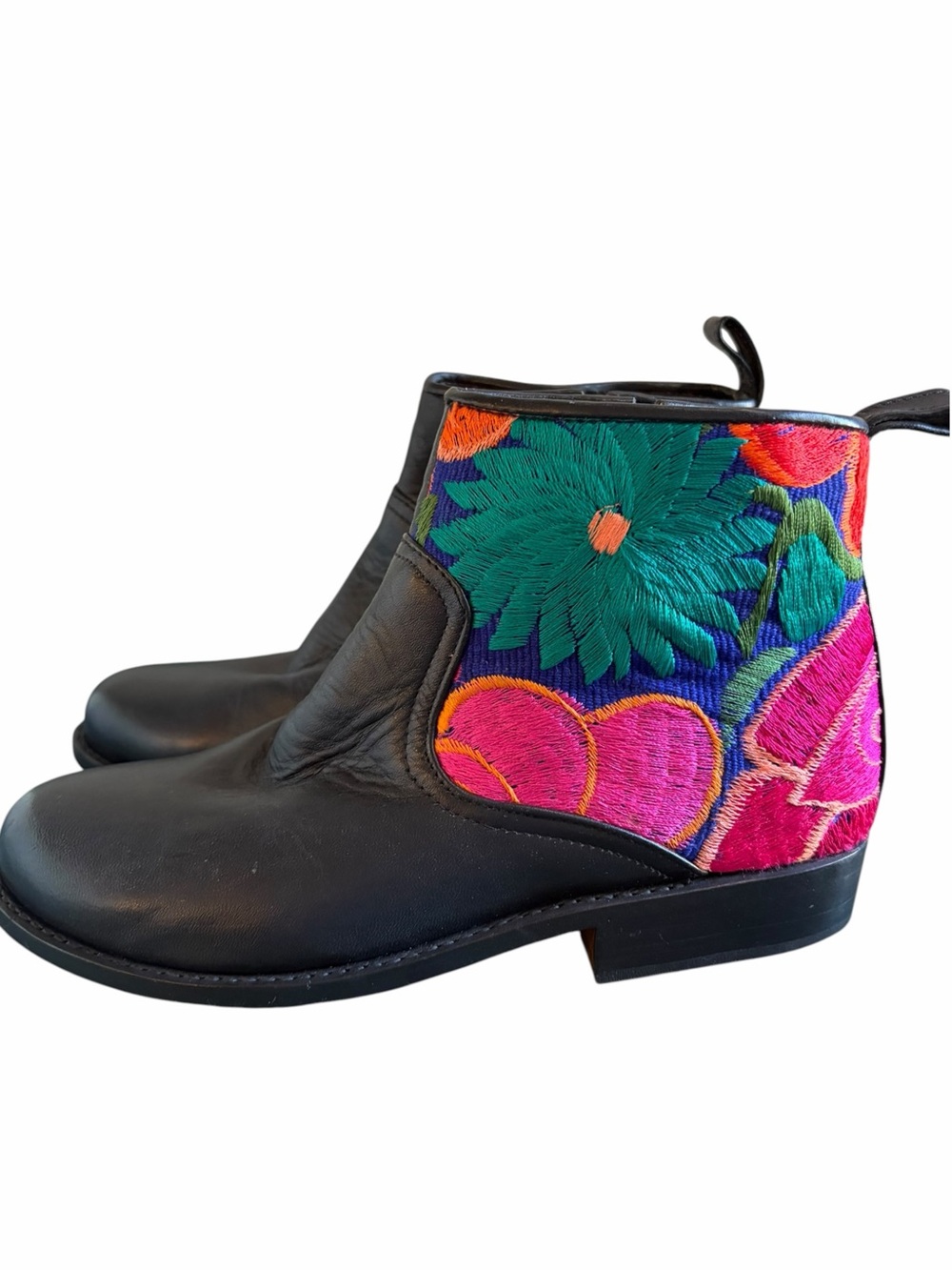 Handmade leather Guatemala Teysha Floral Embroidered Ankle Boots 38
